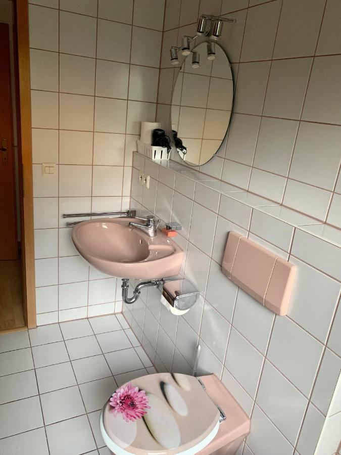 Einladendes Appartement Im Gruenen Fuer 2 Personen Ostrach Kültér fotó
